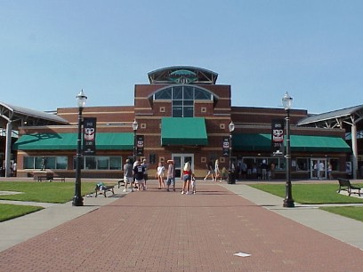 Front Walkway. Ticket booth to left. Nuts and Bolts store dead ahead.